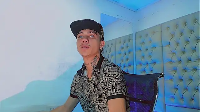 HannibalLester online show from 02-12-25, 02:45