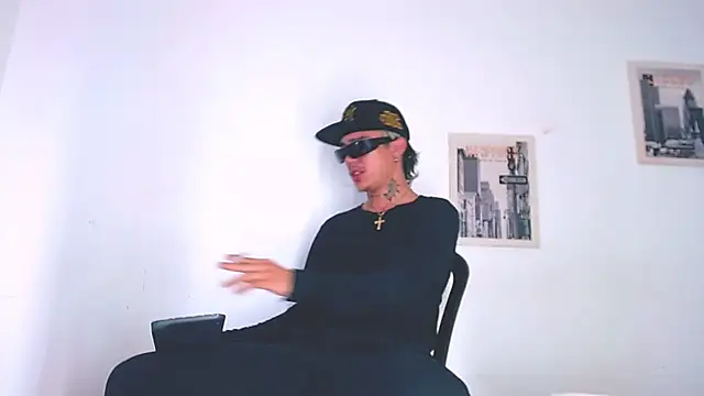 HannibalLester online show from 03-01-25, 03:21