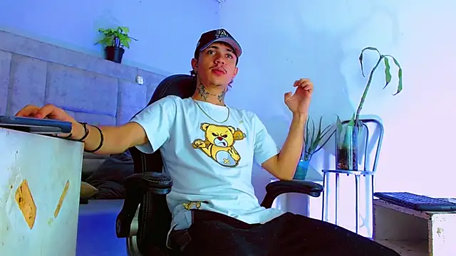 HannibalLester online show from 09-13-25, 04:45