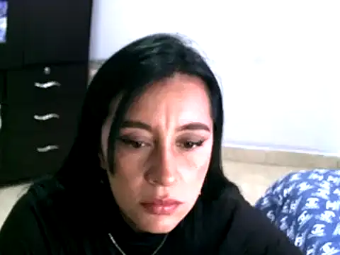 Snapshot of hailey85 chatting on 01-18-25, 07:58 hailey85 online show from 01-18-25, 07:58