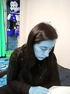 Snapshot of hailey85 chatting on 03-13-25, 01:54 hailey85 online show from 03-13-25, 01:54