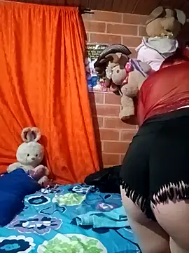 Snapshot of Rachhelle__ chatting on 02-12-25, 01:41 Rachhelle online show from 02-12-25, 01:41