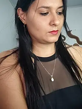 elena jonees online show from 11-25-25, 07:58