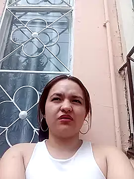 Snapshot of Naiara_Sex_ chatting on 12-23-24, 06:37 Naiara Sex  online show from 12-23-24, 06:37