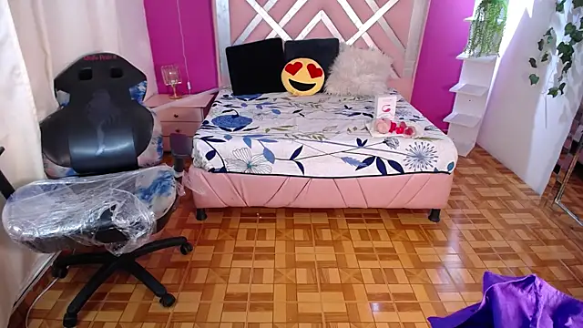 Snapshot of Naiara_Sex_ chatting on 01-14-25, 02:00 Naiara Sex  online show from 01-14-25, 02:00