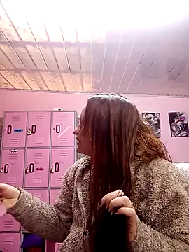 Snapshot of Naiara_Sex_ chatting on 03-22-25, 08:59 Naiara Sex  online show from 03-22-25, 08:59