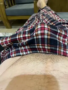 gentleman knight007 online show from 12-19-24, 03:29