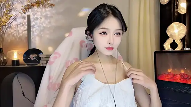 xiaodaibabyy online show from 02-25-25, 01:17