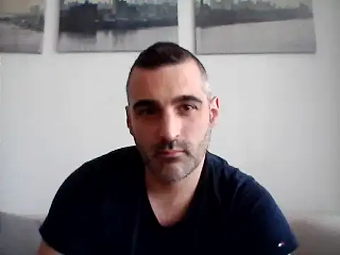 Snapshot of Assodispade3 chatting on 01-09-25, 09:06 Assodispade3 online show from 01-09-25, 09:06