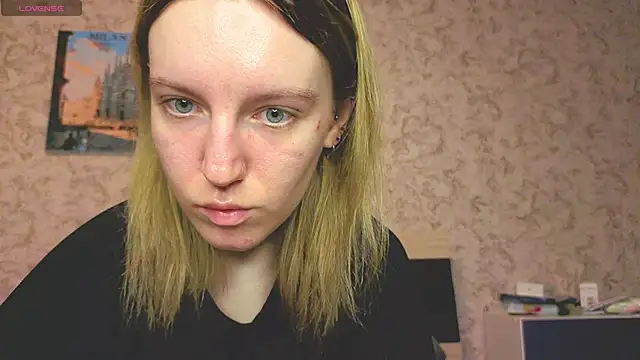 Snapshot of Baiambel_Mi chatting on 11-18-25, 07:29 Baiambel Mi online show from 11-18-25, 07:29