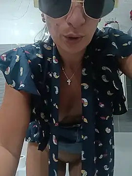 Snapshot of marygirl88 chatting on 07-22-26, 05:38 marygirl88 online show from 07-22-26, 05:38