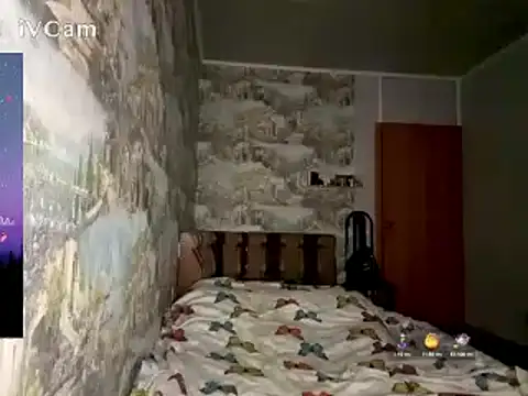 -LauraGold- online show from 12-18-24, 08:47