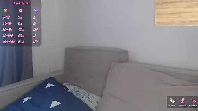 -LauraGold- online show from 03-19-25, 05:52