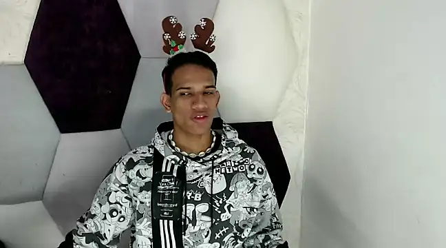 Snapshot of AbrahanBratz chatting on 12-05-24, 11:49 AbrahanBratz online show from 12-05-24, 11:49