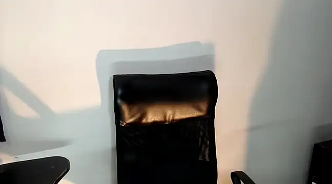 Snapshot of AbrahanBratz chatting on 12-25-24, 03:49 AbrahanBratz online show from 12-25-24, 03:49