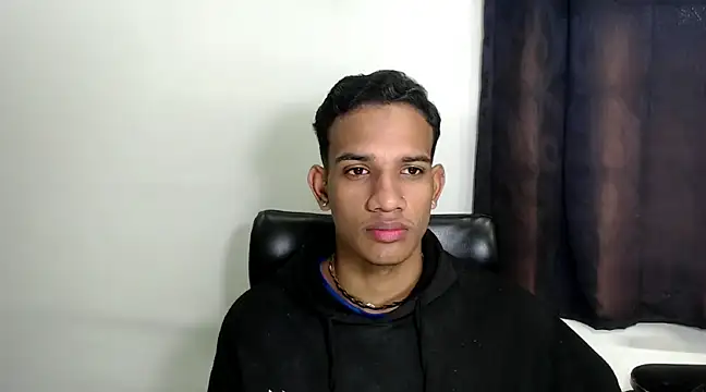 Snapshot of AbrahanBratz chatting on 01-07-25, 11:48 AbrahanBratz online show from 01-07-25, 11:48