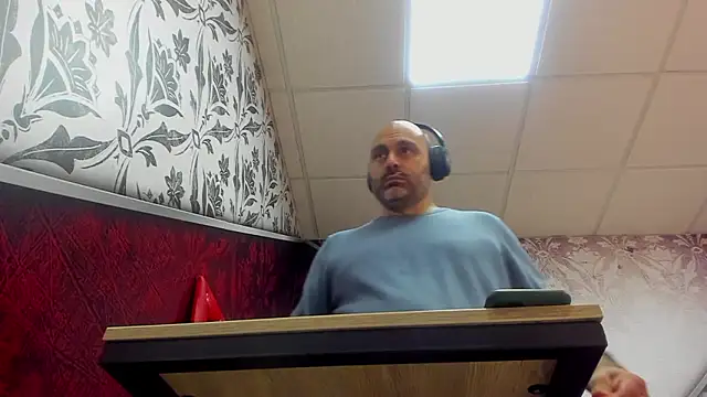 Gabriel Harmant online show from 12-02-24, 01:46