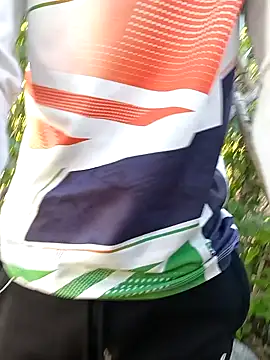 Snapshot of Piyush_2024 chatting on 01-02-25, 10:05 Piyush 2024 online show from 01-02-25, 10:05