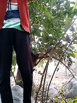 Snapshot of Piyush_2024 chatting on 01-14-25, 01:58 Piyush 2024 online show from 01-14-25, 01:58