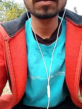 Snapshot of Piyush_2024 chatting on 01-15-25, 11:32 Piyush 2024 online show from 01-15-25, 11:32