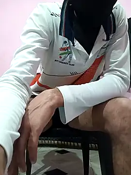 Snapshot of Piyush_2024 chatting on 01-18-25, 03:27 Piyush 2024 online show from 01-18-25, 03:27