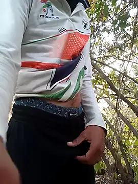 Snapshot of Piyush_2024 chatting on 01-28-25, 12:43 Piyush 2024 online show from 01-28-25, 12:43