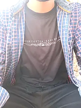 Snapshot of Piyush_2024 chatting on 02-14-25, 11:31 Piyush 2024 online show from 02-14-25, 11:31