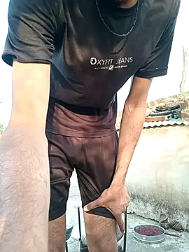 Snapshot of Piyush_2024 chatting on 02-26-25, 02:15 Piyush 2024 online show from 02-26-25, 02:15