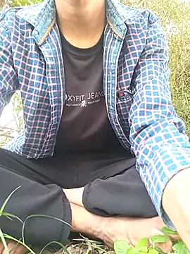 Snapshot of Piyush_2024 chatting on 02-27-25, 08:28 Piyush 2024 online show from 02-27-25, 08:28