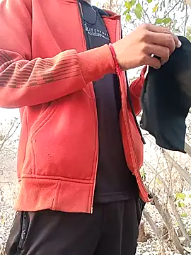 Snapshot of Piyush_2024 chatting on 03-04-25, 01:45 Piyush 2024 online show from 03-04-25, 01:45