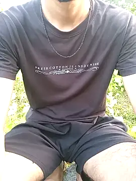 Snapshot of Piyush_2024 chatting on 09-25-25, 01:09 Piyush 2024 online show from 09-25-25, 01:09