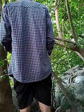 Snapshot of Piyush_2024 chatting on 10-14-25, 01:06 Piyush 2024 online show from 10-14-25, 01:06