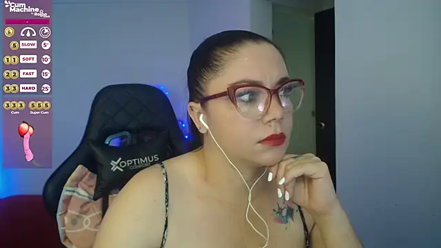 Snapshot of Madame_Shein_ chatting on 12-04-24, 10:19 Madame Shein  online show from 12-04-24, 10:19