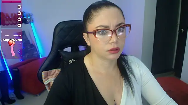 Snapshot of Madame_Shein_ chatting on 12-06-24, 09:21 Madame Shein  online show from 12-06-24, 09:21