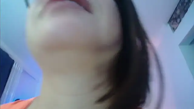 Snapshot of Madame_Shein_ chatting on 01-11-25, 11:24 Madame Shein  online show from 01-11-25, 11:24