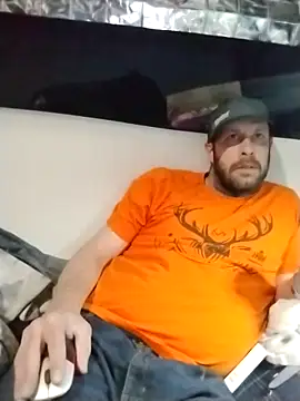 Snapshot of axelongshaft69 chatting on 12-23-24, 02:35 axelongshaft69 online show from 12-23-24, 02:35