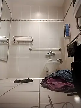 Snapshot of axelongshaft69 chatting on 12-03-25, 11:36 axelongshaft69 online show from 12-03-25, 11:36