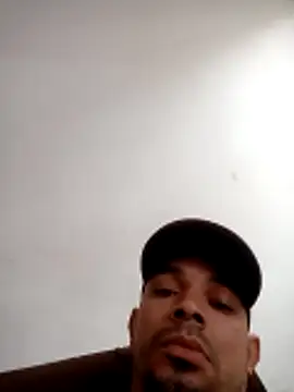 Snapshot of Malubrotudo chatting on 10-09-25, 09:40 Malubrotudo online show from 10-09-25, 09:40