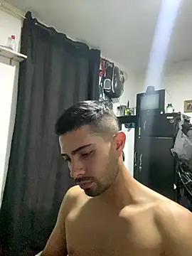 Jestebanano online show from 12-18-25, 05:13