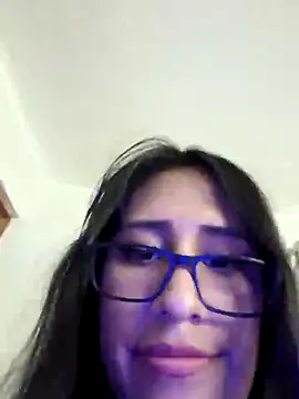 AleFantasy0001 online show from 03-11-25, 03:37