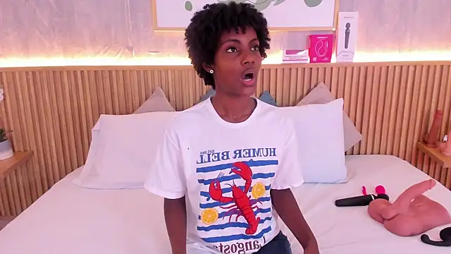 Snapshot of kenya_stone_1 chatting on 12-05-25, 07:54 kenya stone 1 online show from 12-05-25, 07:54