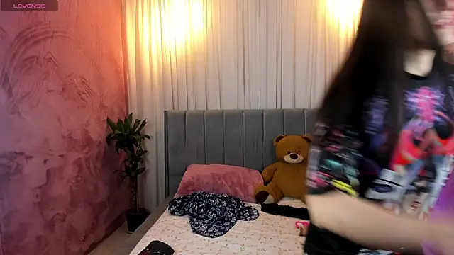 HakuRukushka online show from 01-22-25, 04:23