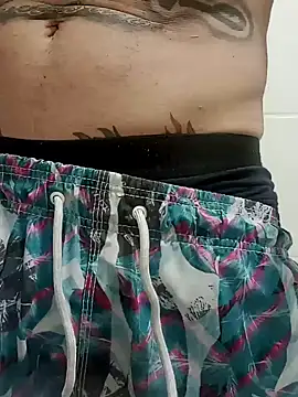 Snapshot of rolesexy chatting on 03-23-25, 02:04 rolesexy online show from 03-23-25, 02:04