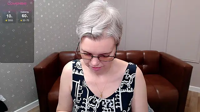 Cutie Erikaa1 online show from 03-22-26, 02:15