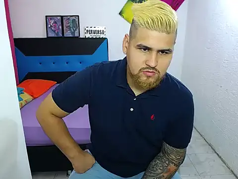 pitbullveryhot online show from 12-04-24, 02:04