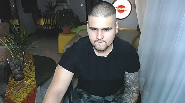 pitbullveryhot online show from 02-13-25, 03:18