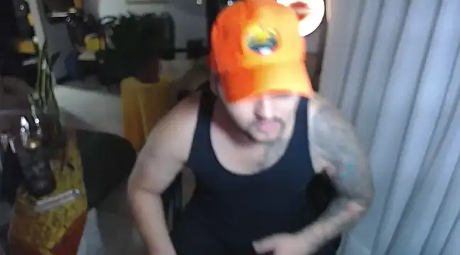 pitbullveryhot online show from 02-19-25, 06:22