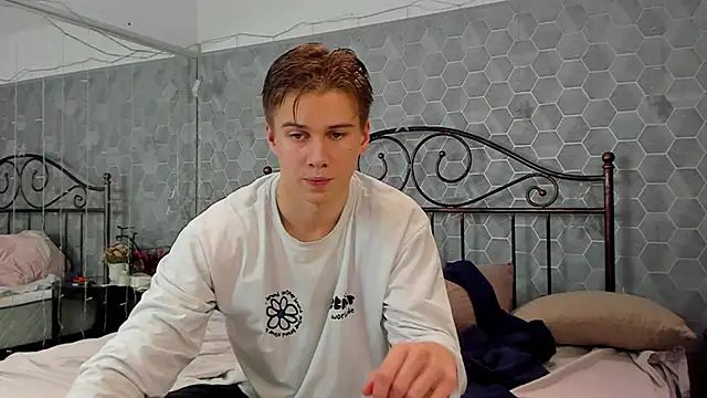 Marcus Swampov online show from 12-10-24, 02:39