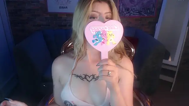 Kitty fox b online show from 01-24-25, 06:46