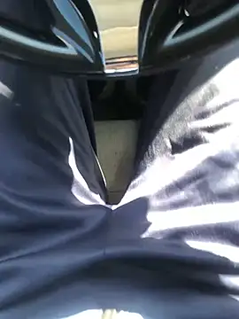 Snapshot of CrazyBoy95 chatting on 02-19-25, 10:45 CrazyBoy95 online show from 02-19-25, 10:45